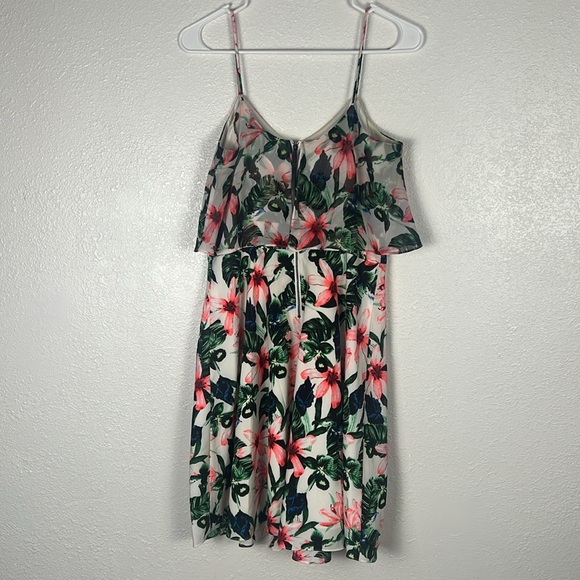 Vince Camuto - Women's Spaghetti Strap Ruffle Tropical Print Mini Dress Small - Picture 4 of 11